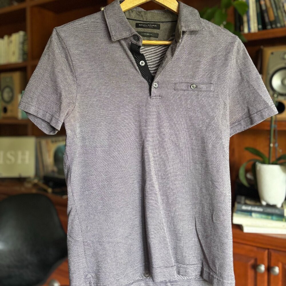 Banana Republic Luxury Touch Polo – Violet Mini-Houndstooth (Size Small)